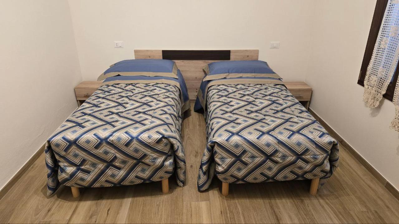 Ca Mandarein Panzió Quattro Castella Kültér fotó